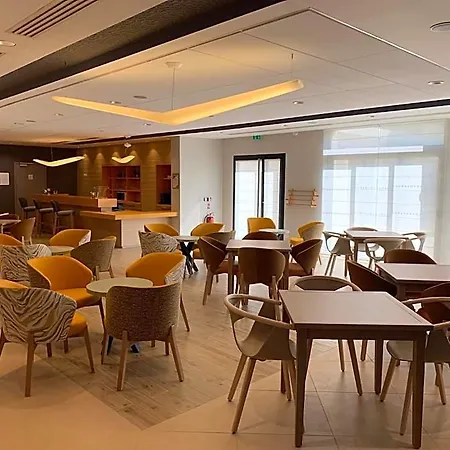 Domitys - Les Safrans Lejlighedshotel