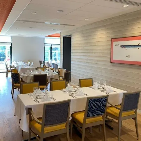 Aparthotel Services Seniors Domitys - Les Safrans Dives-sur-Mer