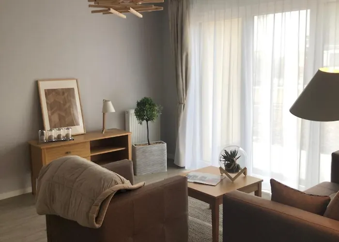 Services Seniors Domitys - Les Safrans Aparthotel